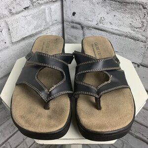 Cache Creek Chunky Black Faux Leather Slip On Thong Casual Comfort Sandals